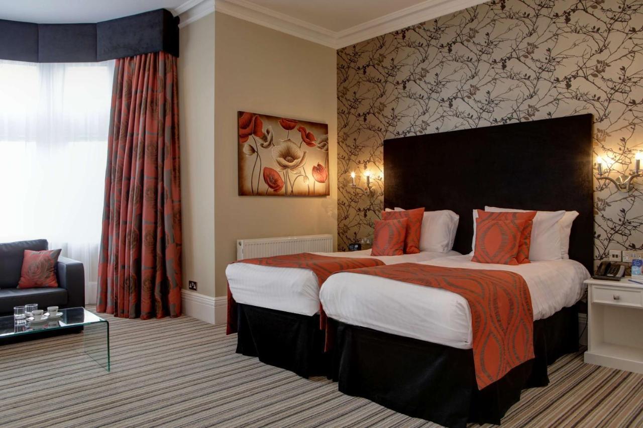 Superior Twin Room with Sofa bed and Partial View - Non-Smoking,1742608091:JPEG