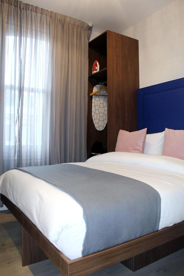 Habitación Doble Pequeña