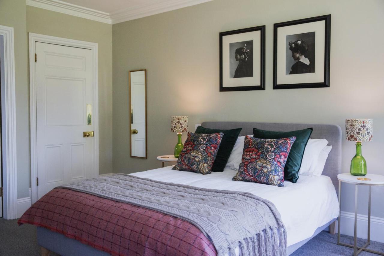 Deluxe Double Room Bath
