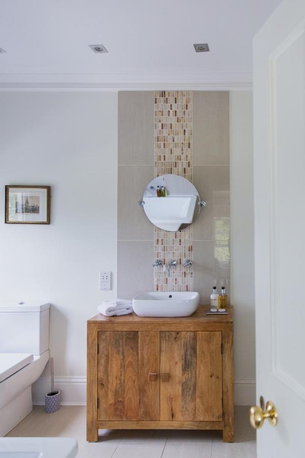 Deluxe Double Room Bath