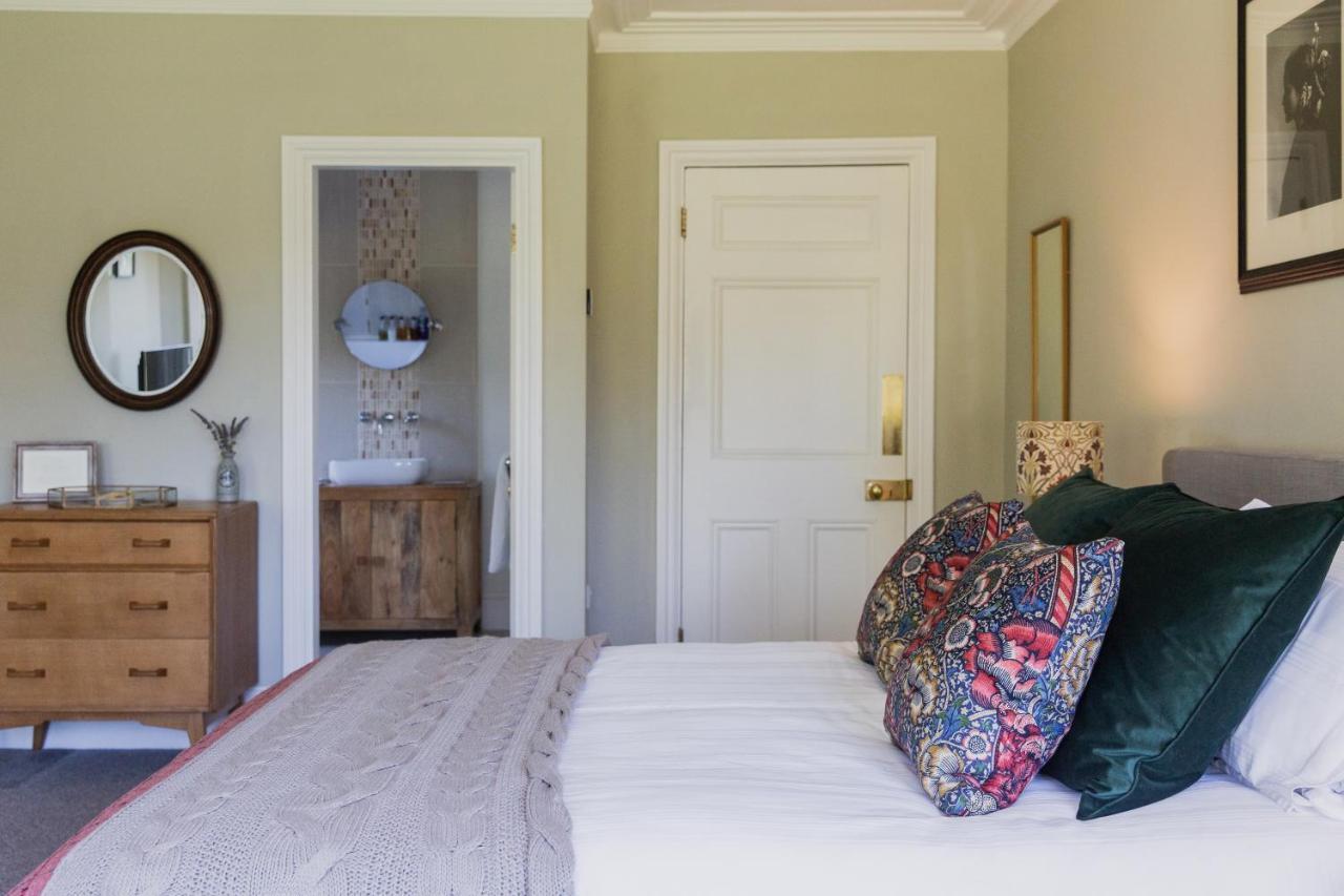 Deluxe Double Room Bath