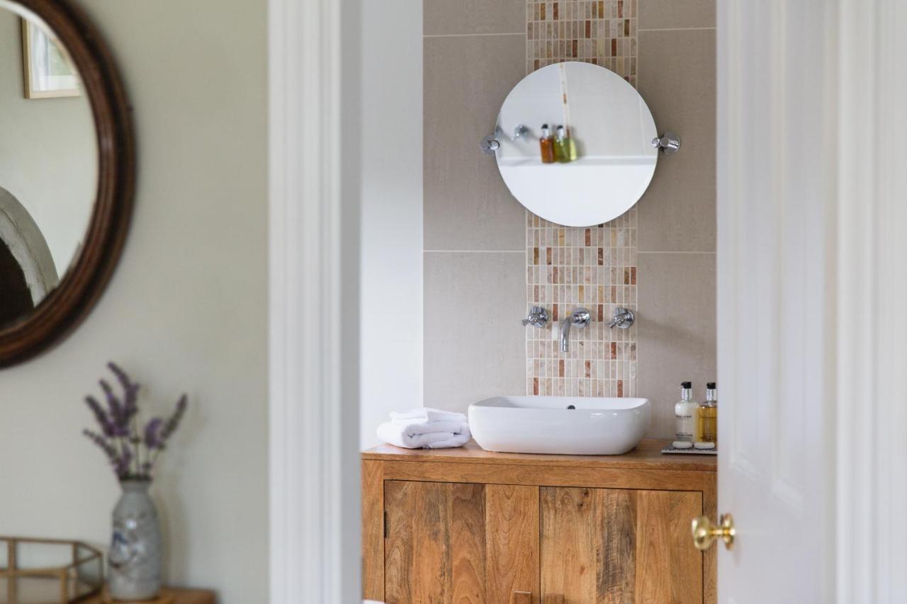 Deluxe Double Room Bath