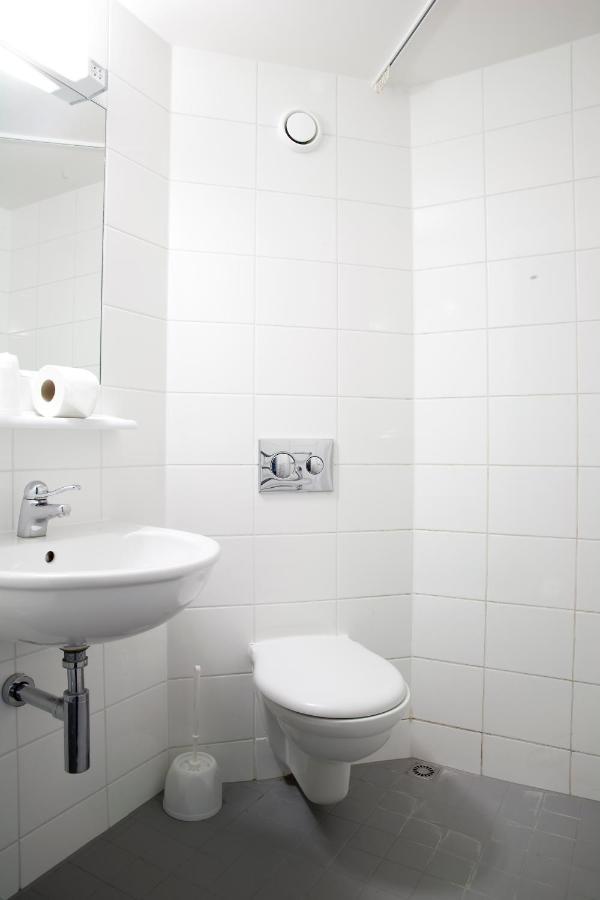 Single En-Suite Room