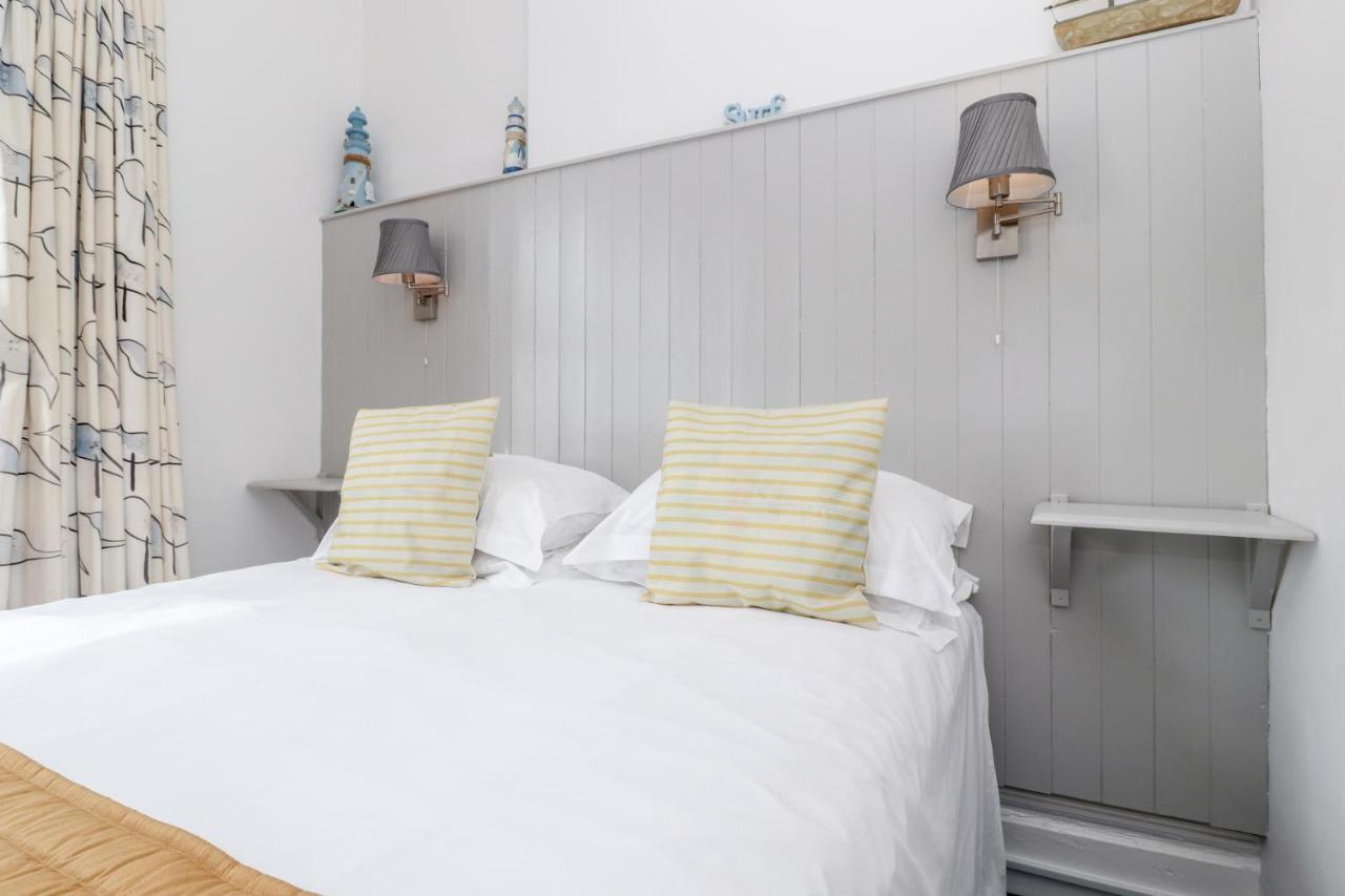 Double Room Side Sea View
