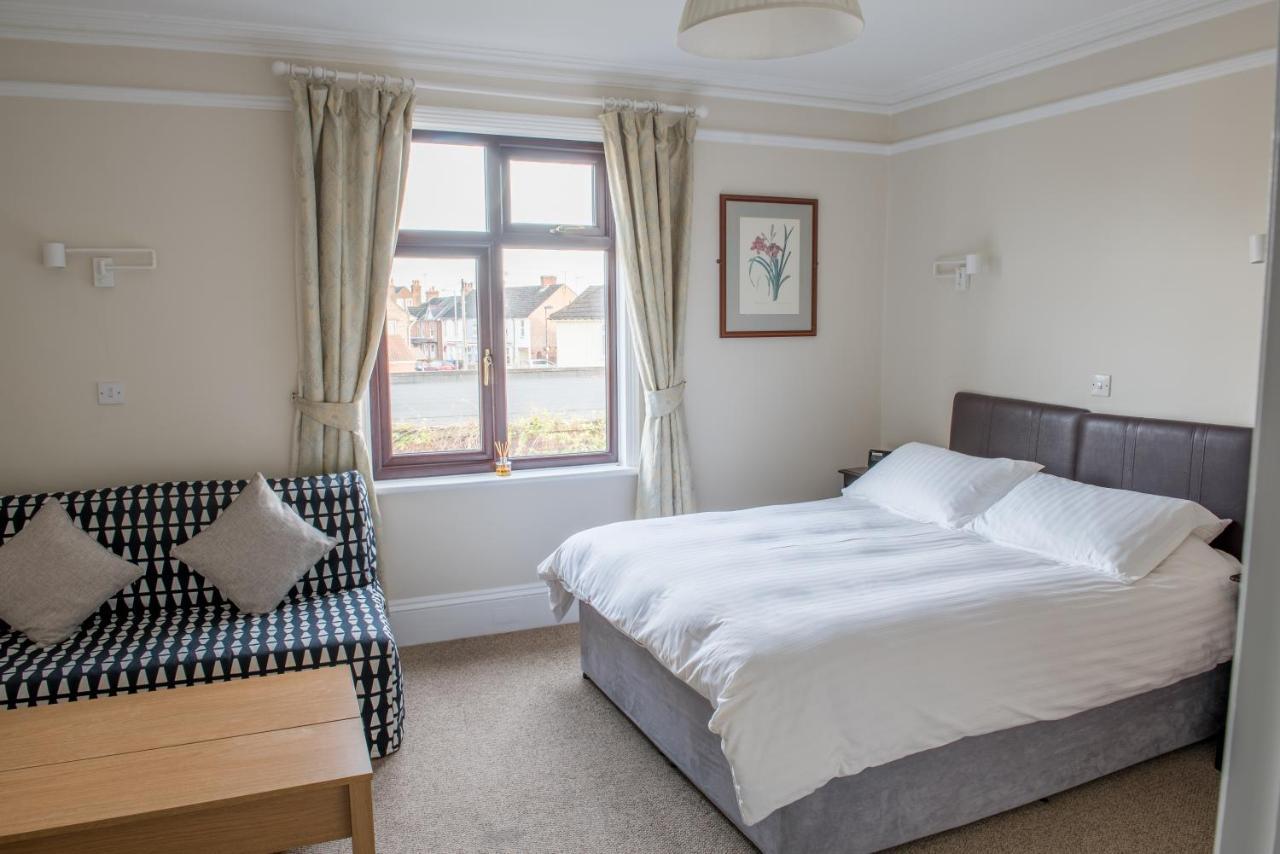 Deluxe King Suite