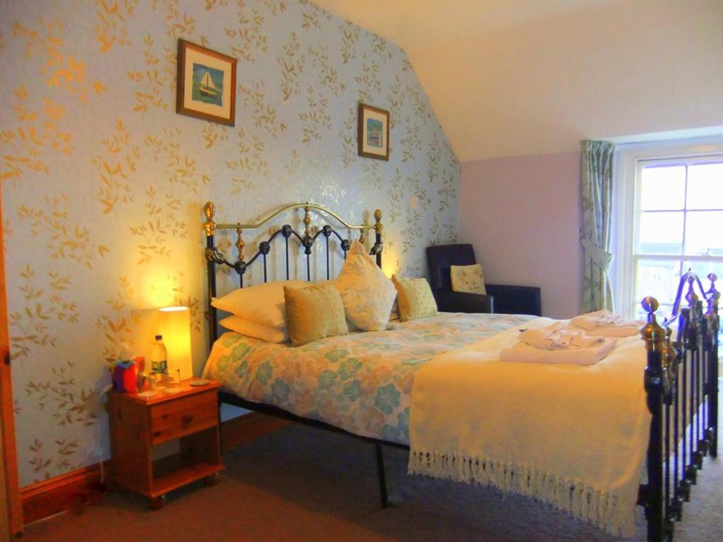 Double Room Private Bathroom