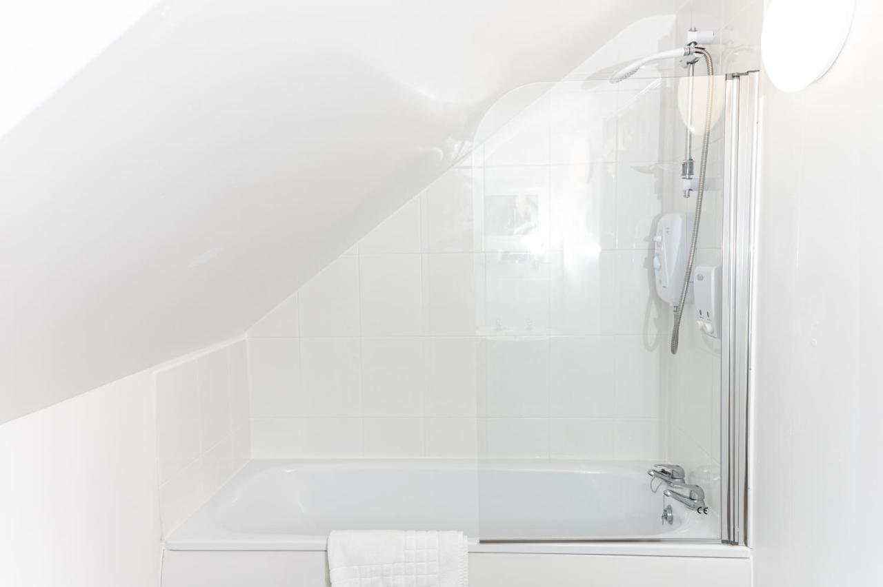 Large double En-Suite