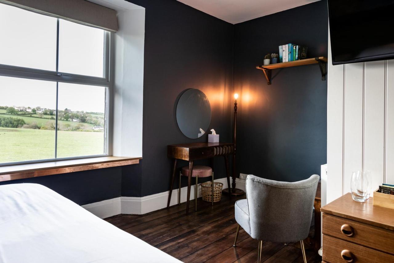 Deluxe Double or Twin Room Sea View