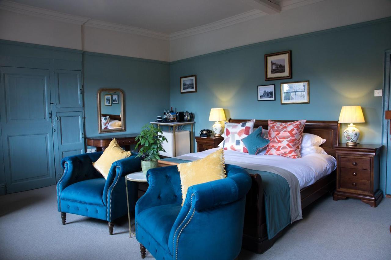 Bigger Comfy Hoste