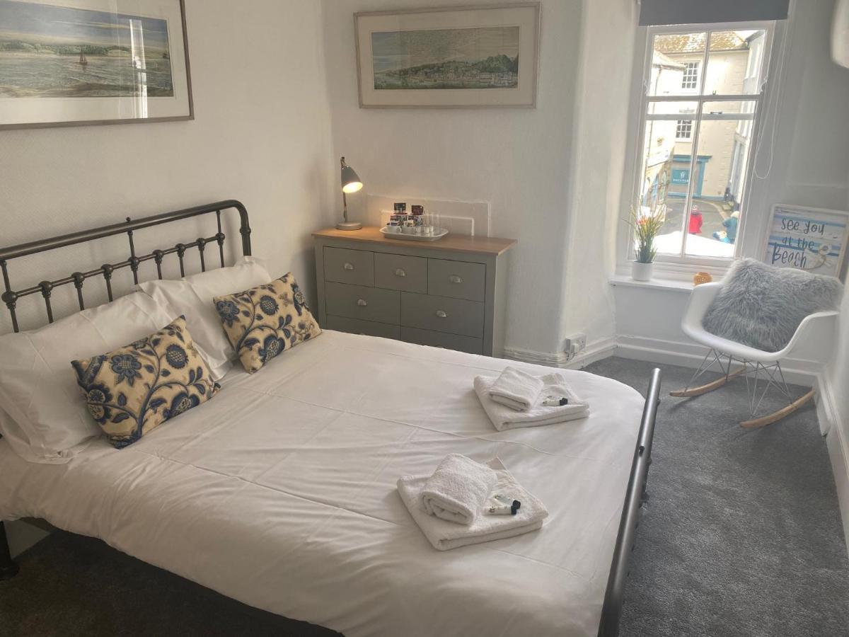 Double Room Separate Private Bathroom