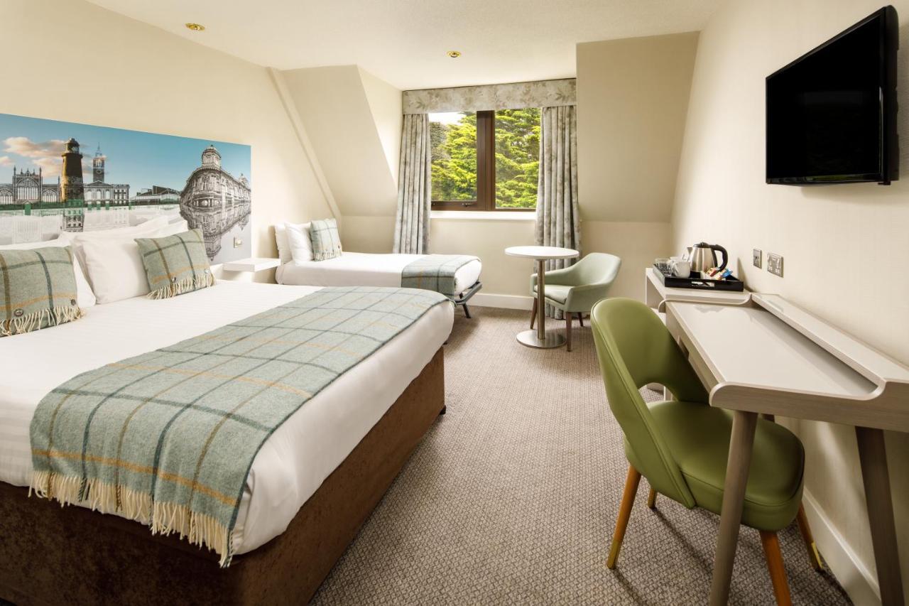 Classic Family Room,1136934253:JPEG