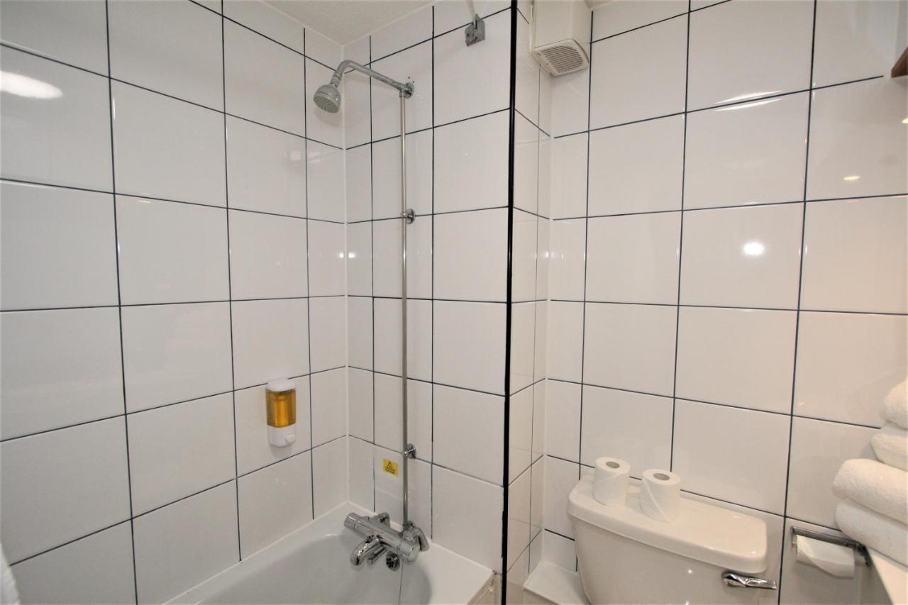 Double Room,1140262276:JPEG