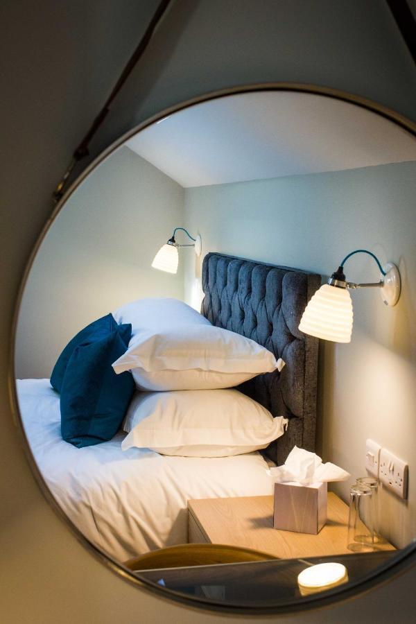 Twin Beds or Queen Bed,1156924761:JPEG