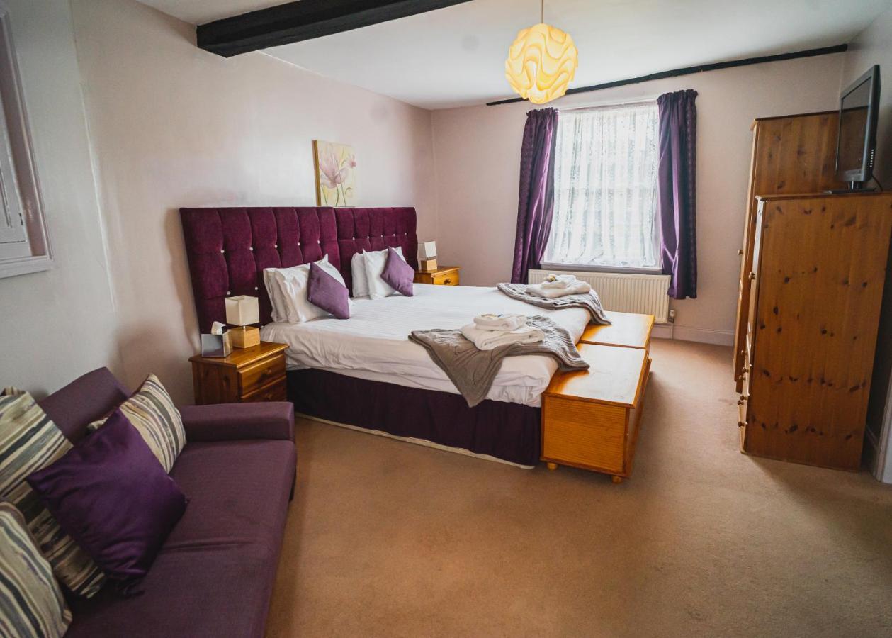 Double or Twin Room 2 Pet Friendly