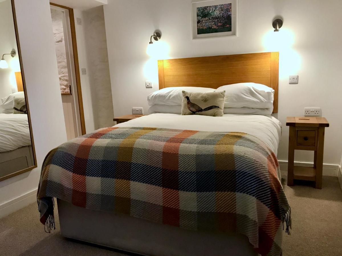 Standard Double Room,1170022945:JPEG