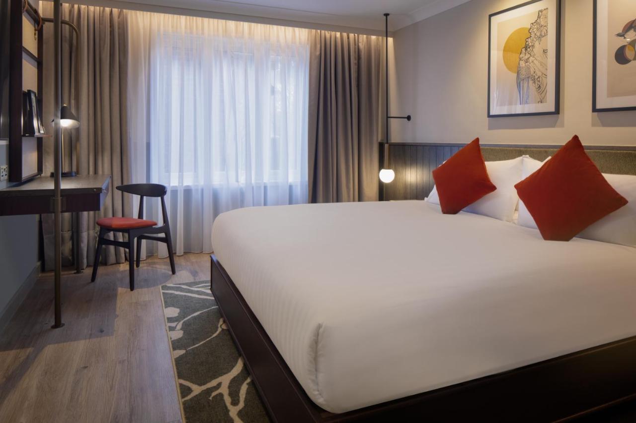 King Guest Room
