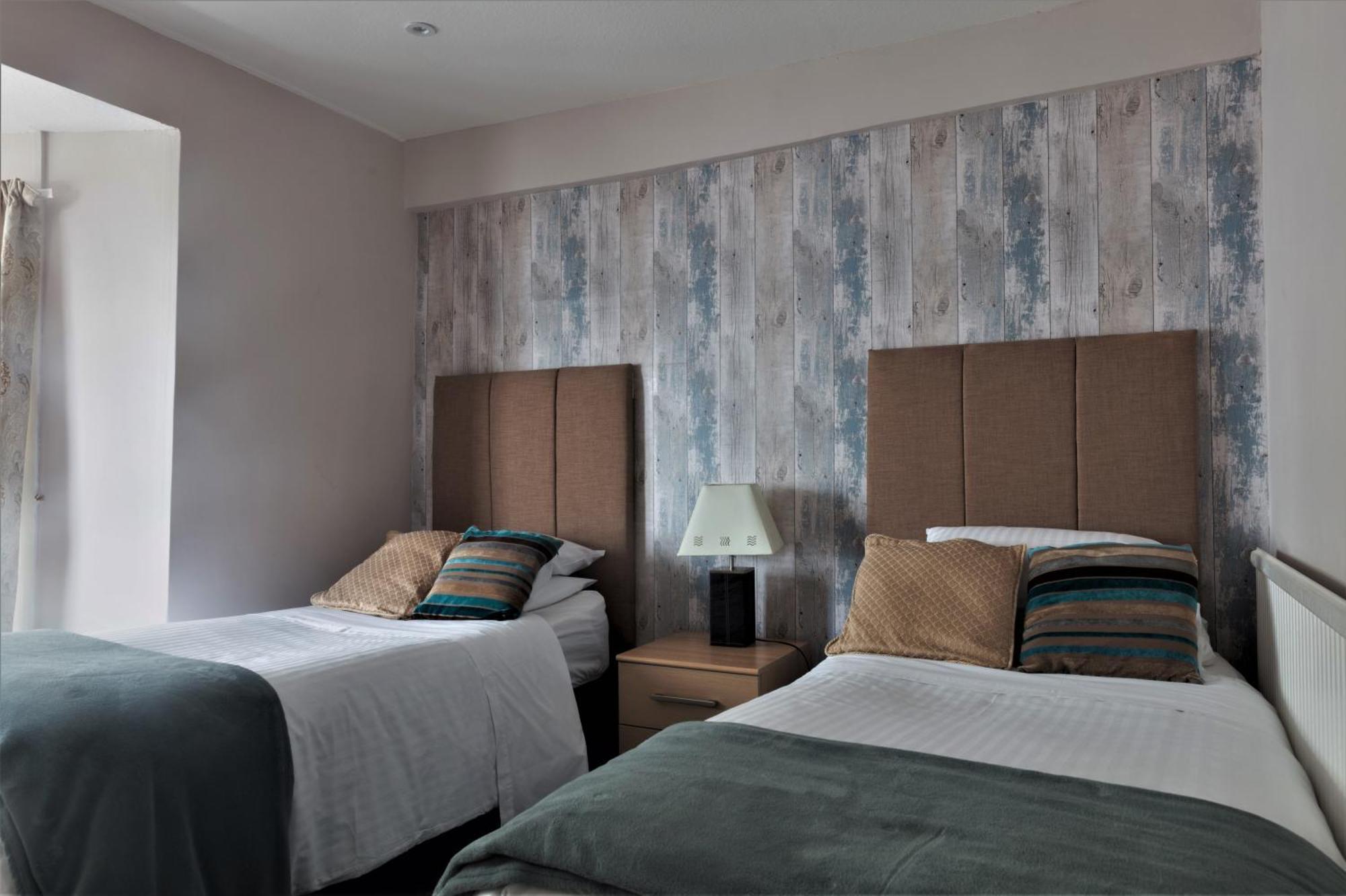 Twin Room Side Sea View