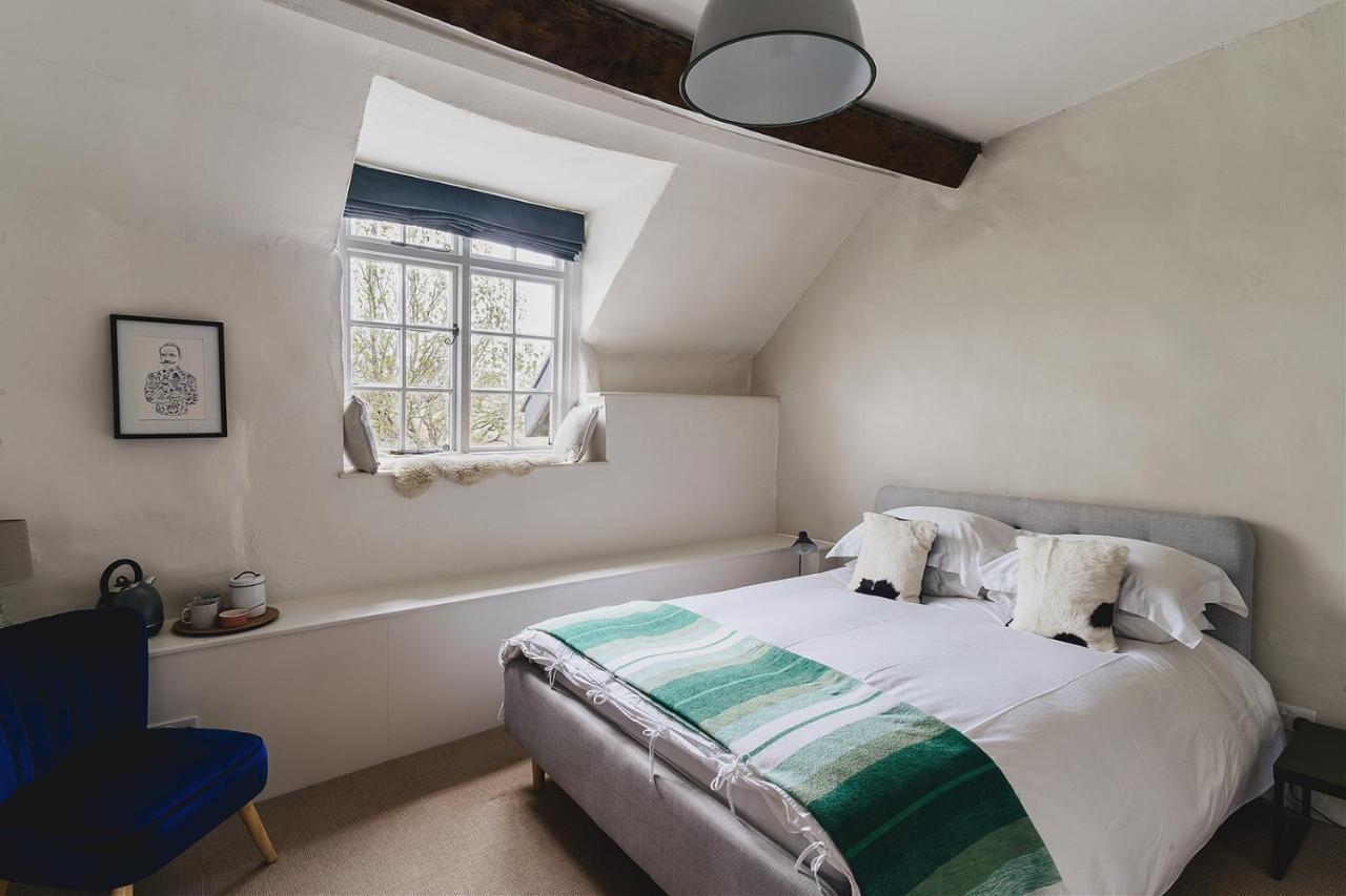 King Room Garden View
