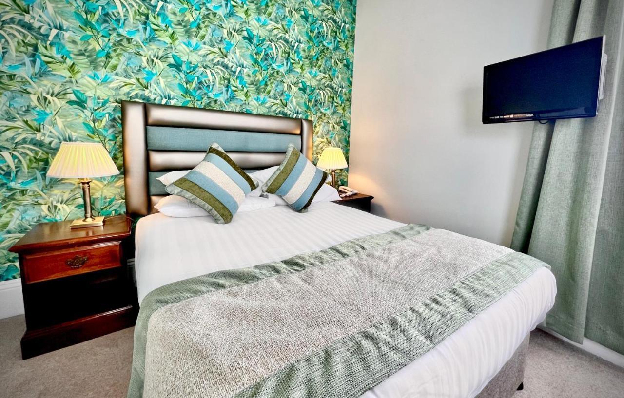 Standard  Double Room,1428178030:JPEG