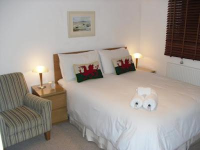 Double Room,1584472202:JPEG