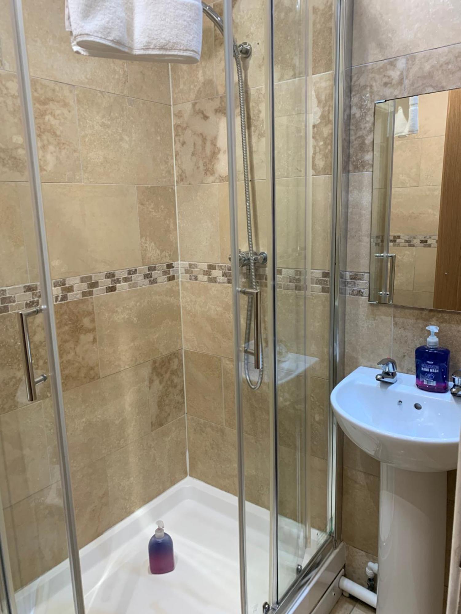 Triple Room,1208693356:JPEG