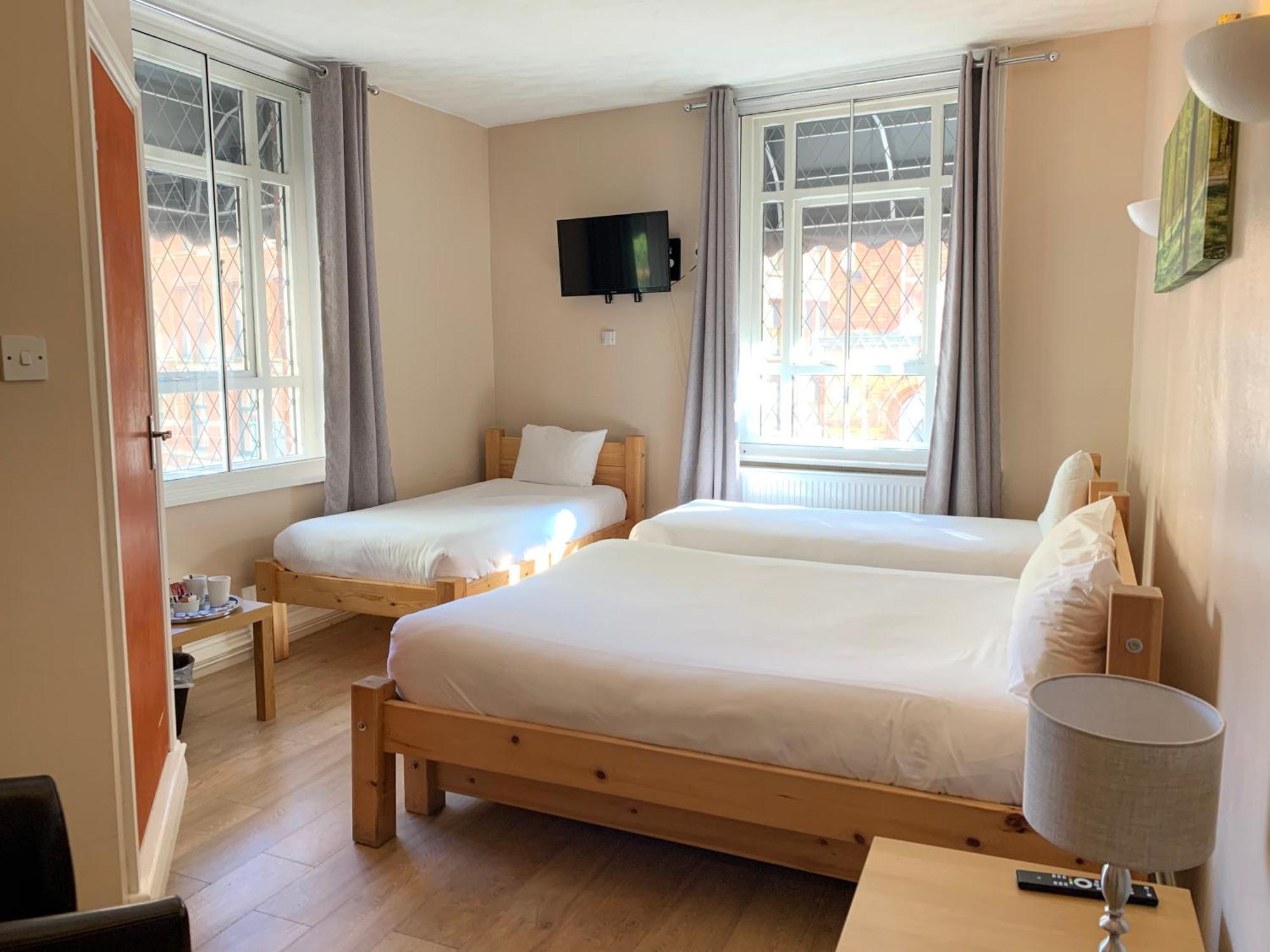 Quadruple Room,1208693704:JPEG