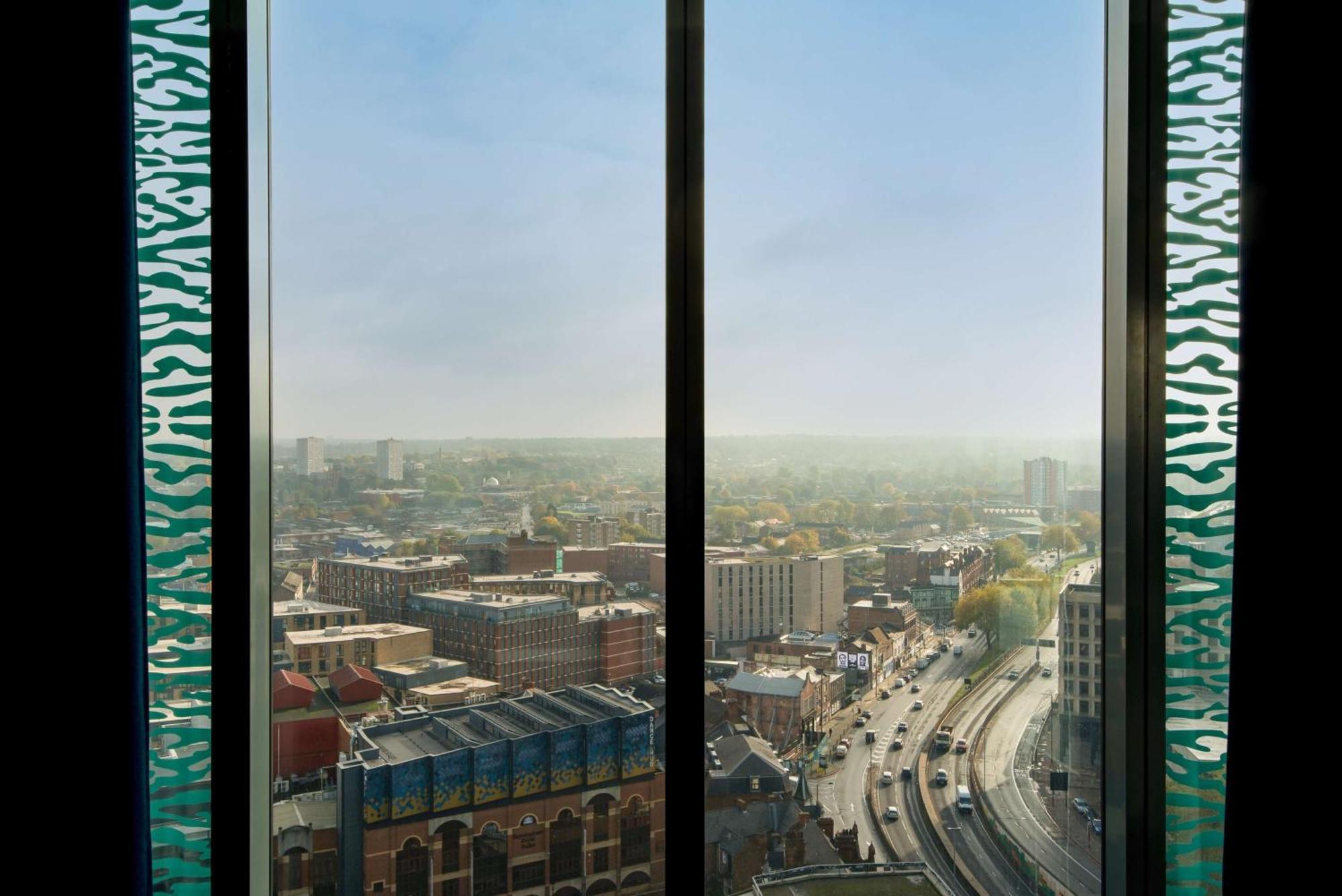 Superior Room City View