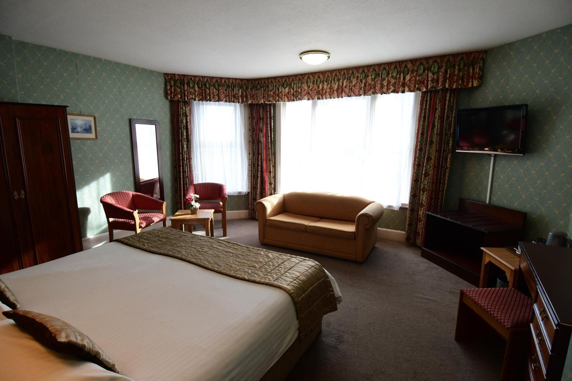 Deluxe Double Room,1215402847:JPEG