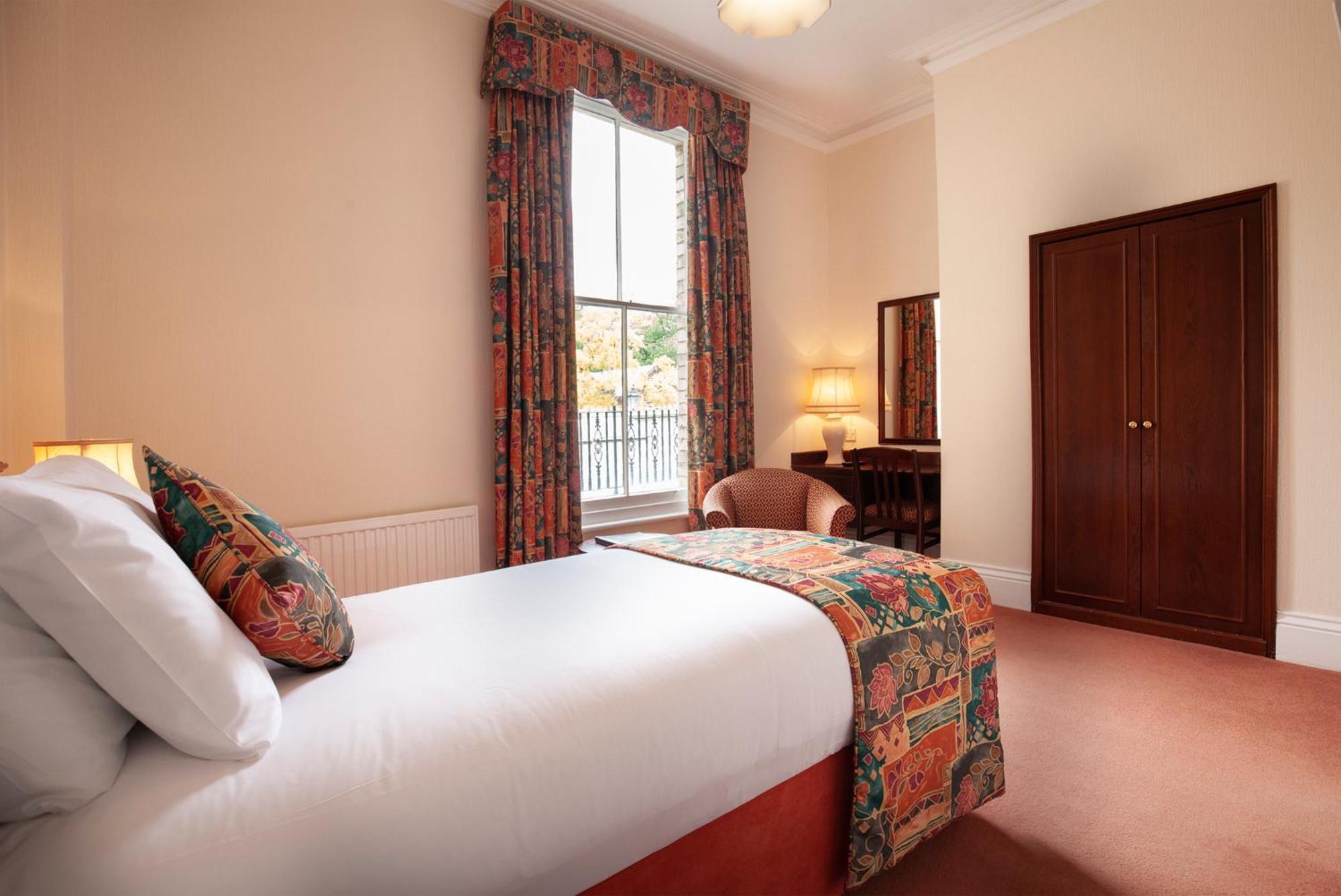 Large Single Room