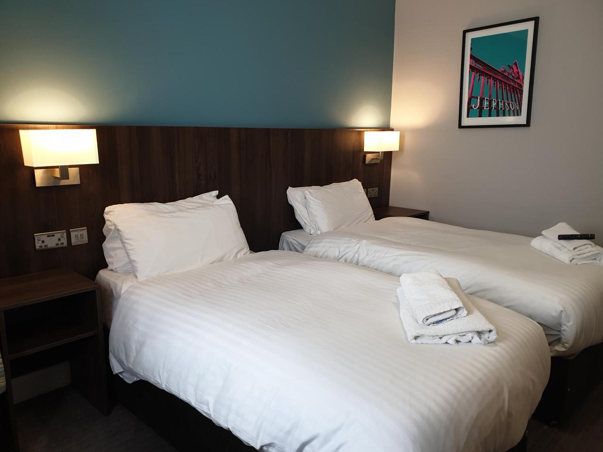 Standard Twin Room - Non-Smoking