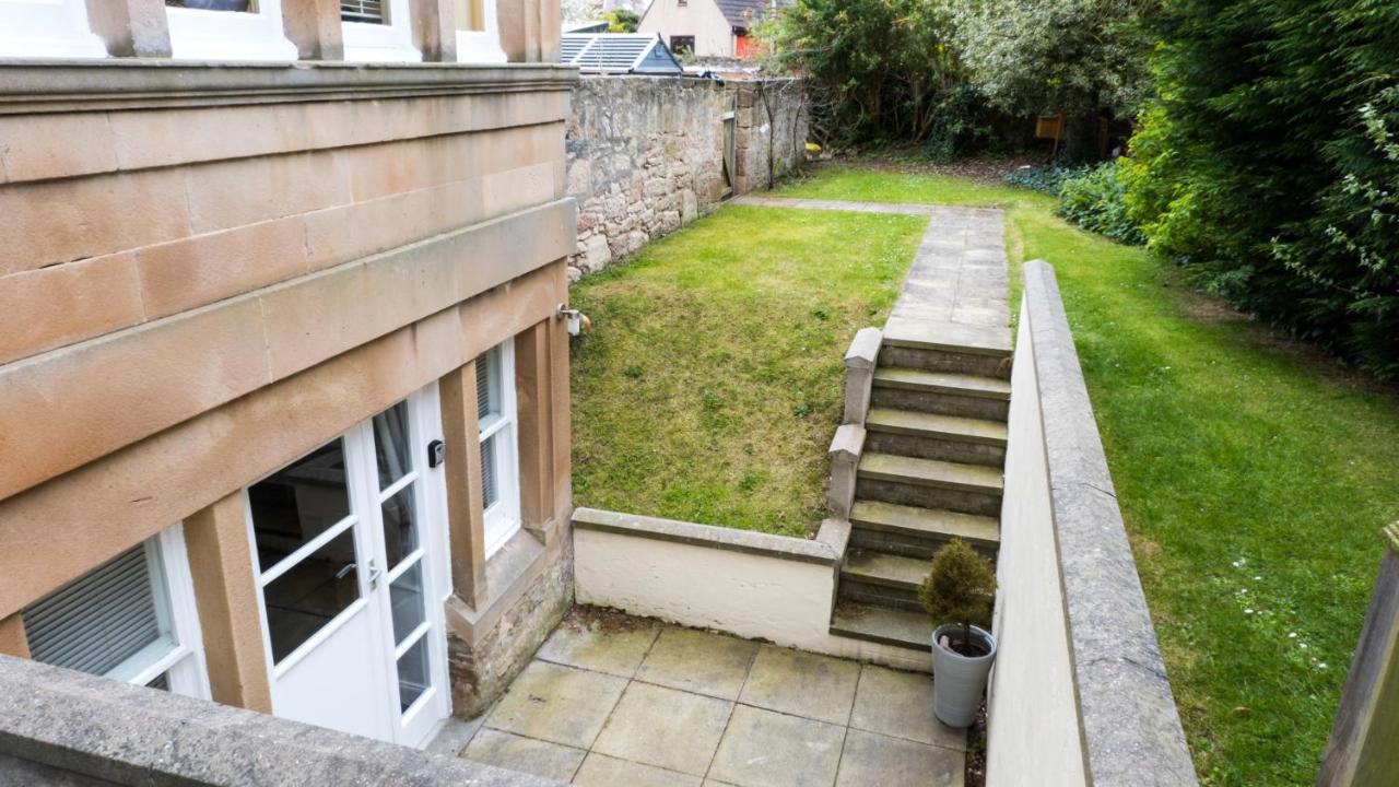 King Studio,1233840524:JPEG