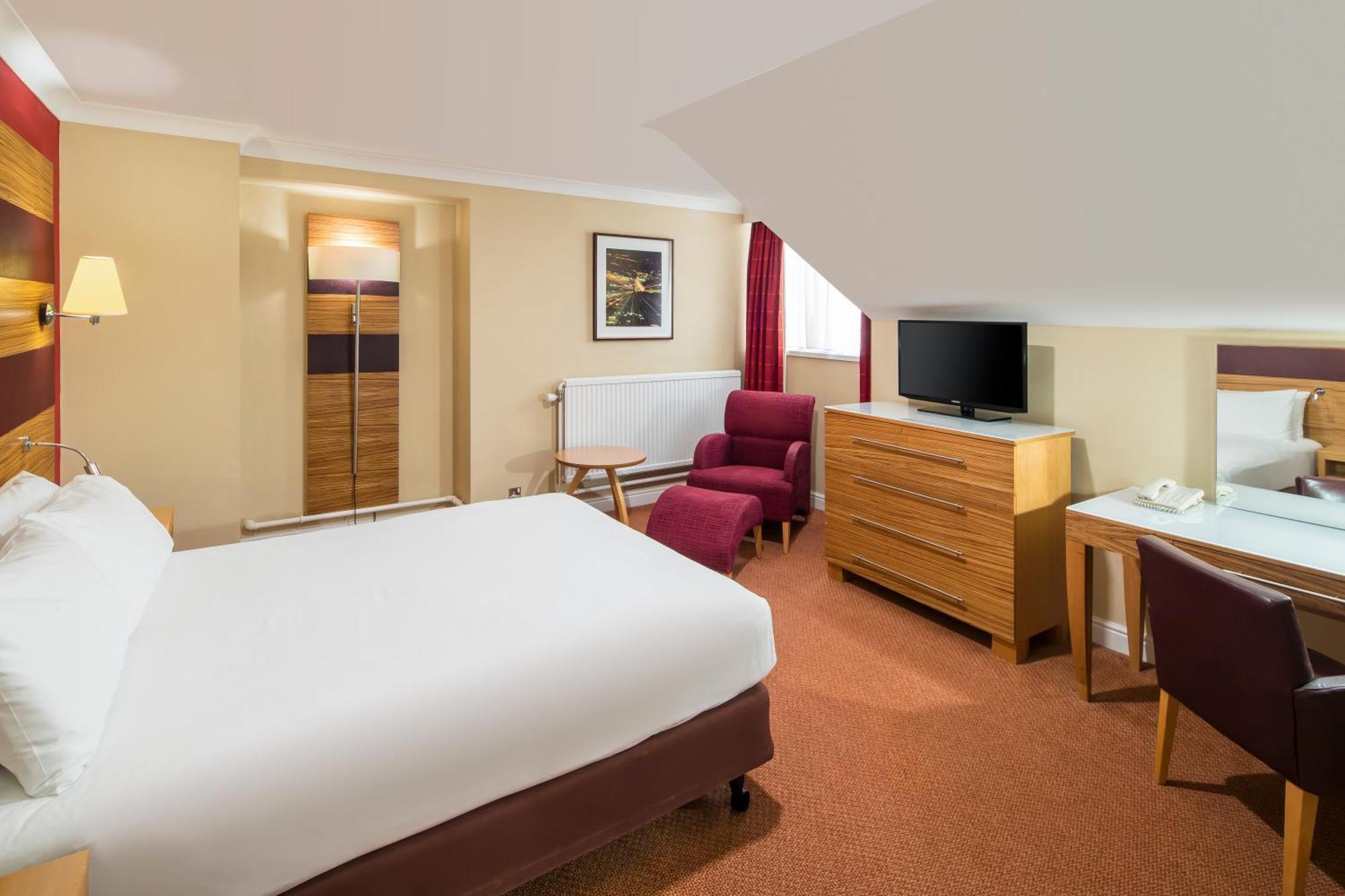 Premium Queen Room