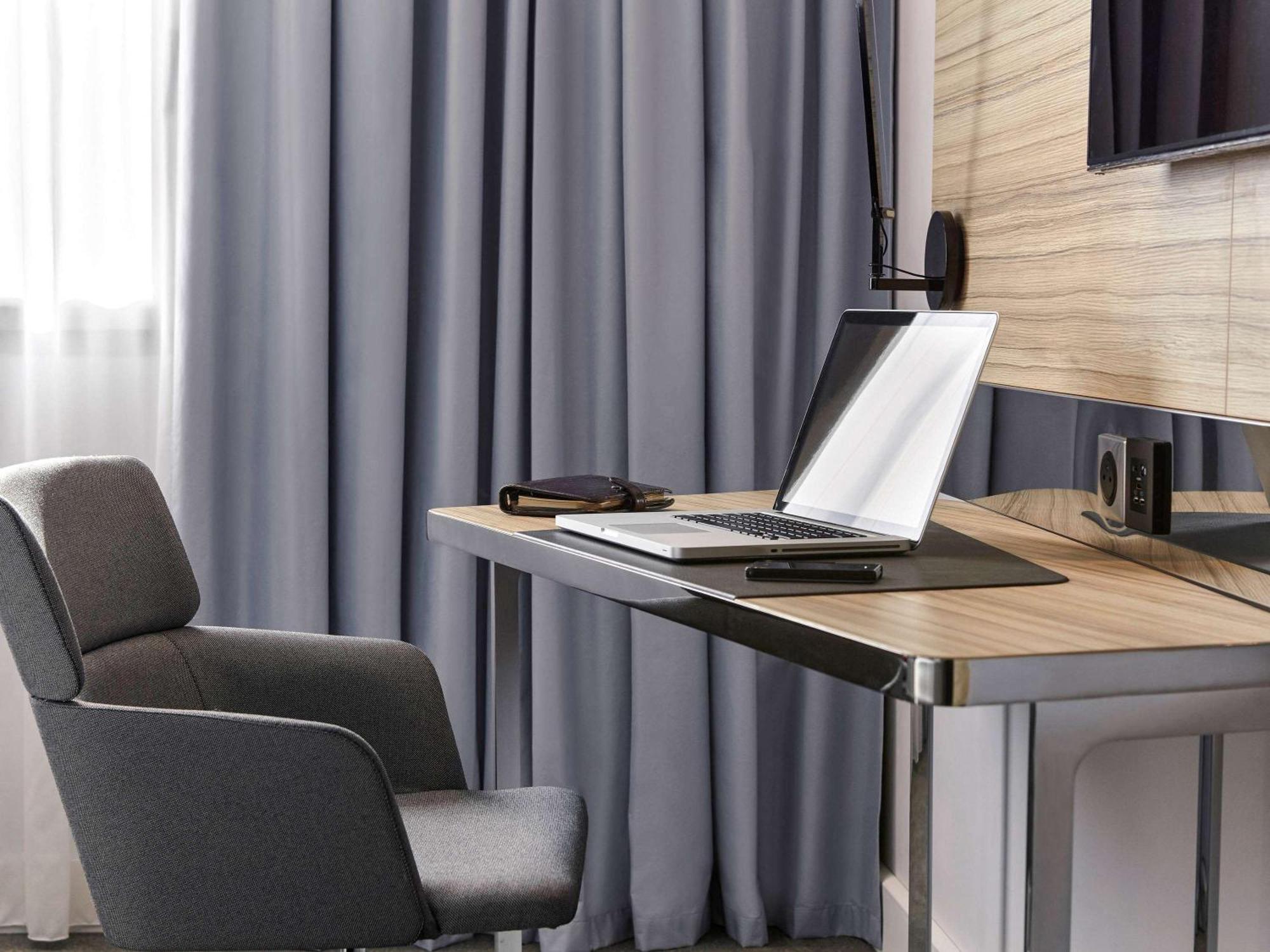 Superior Tweepersoonskamer met 2 Aparte Bedden en een Slaapbank