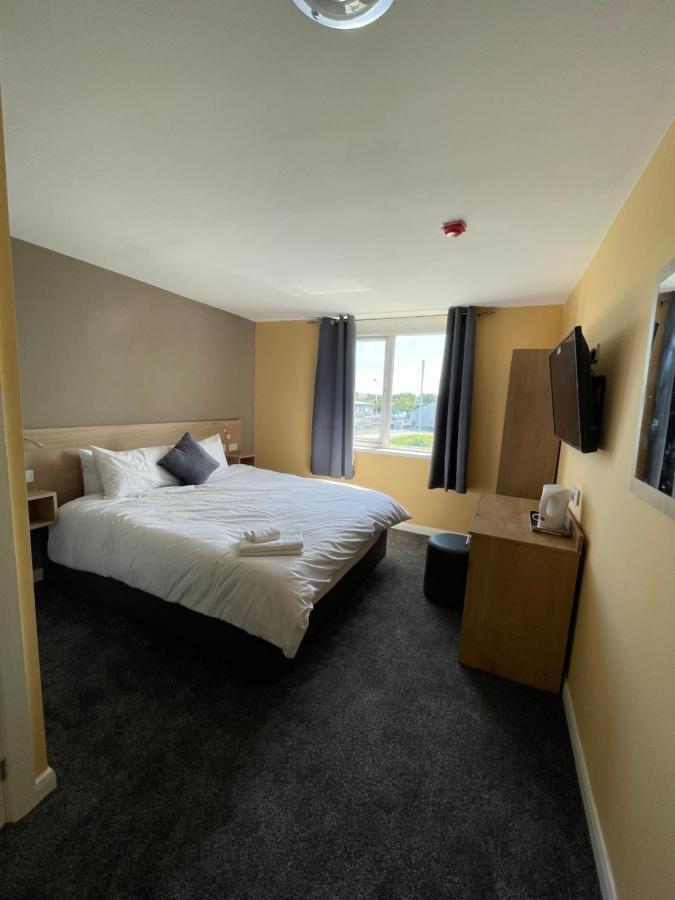 Deluxe King Room,1296940519:JPEG
