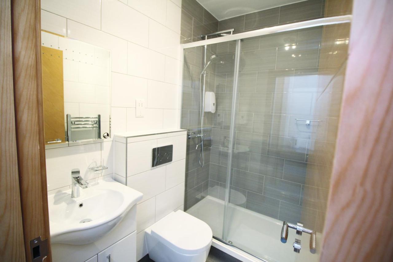 Single Room with Private Bathroom