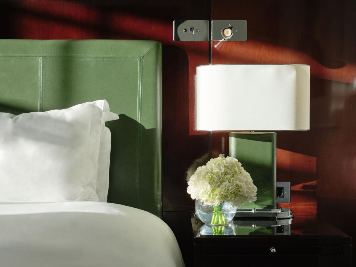 Chambre Lit Queen-Size Classique