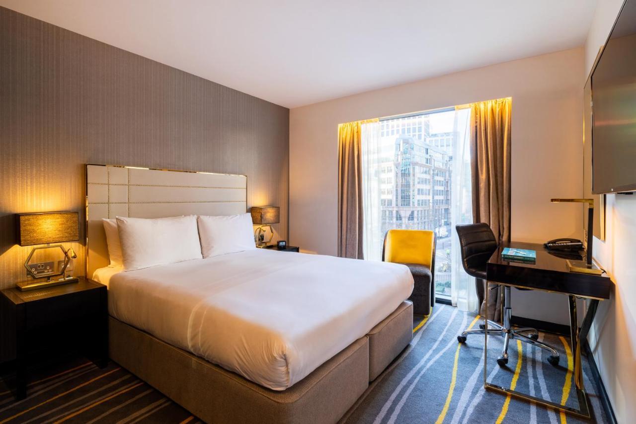 Quarto Superior com Cama King-size