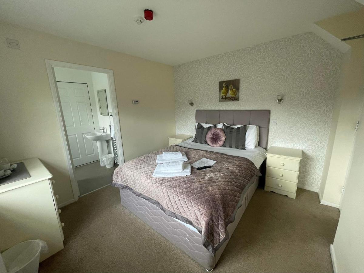Double Room With Garden View and Shower