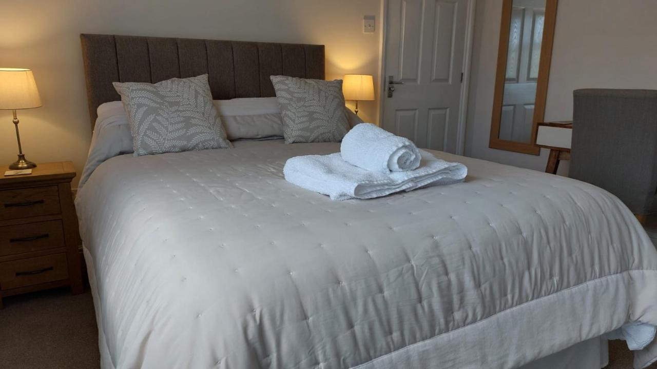 Double Room Private Bathroom