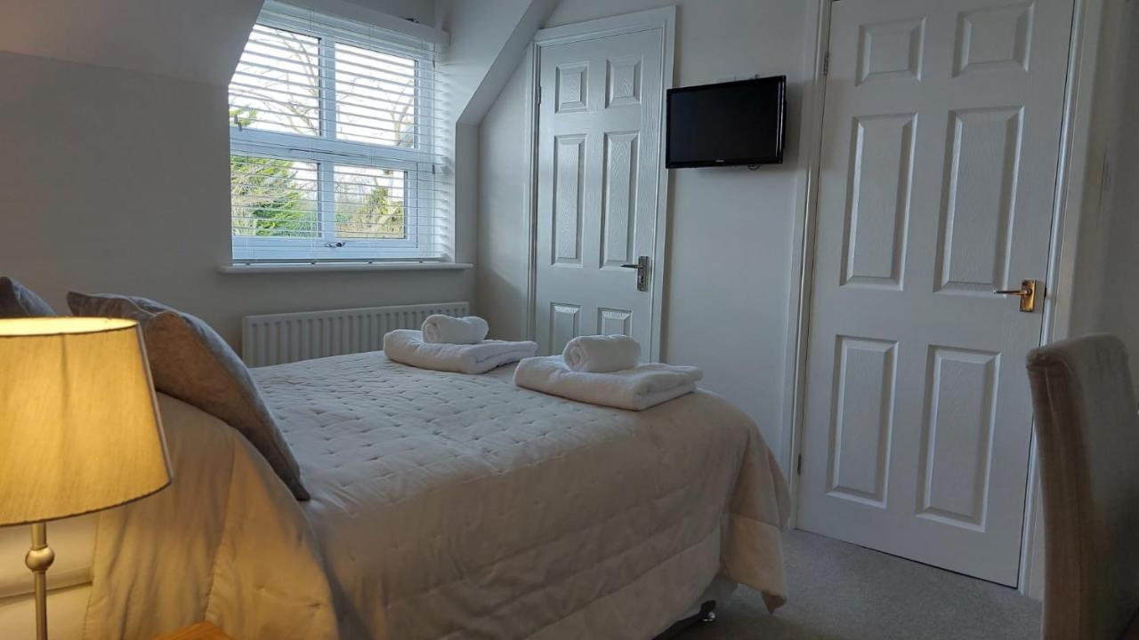 Double Room Private Bathroom