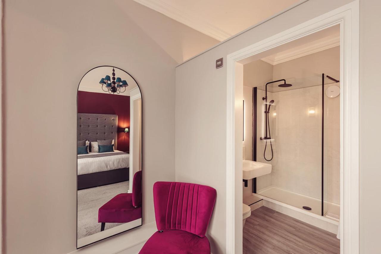 Deluxe King Suite