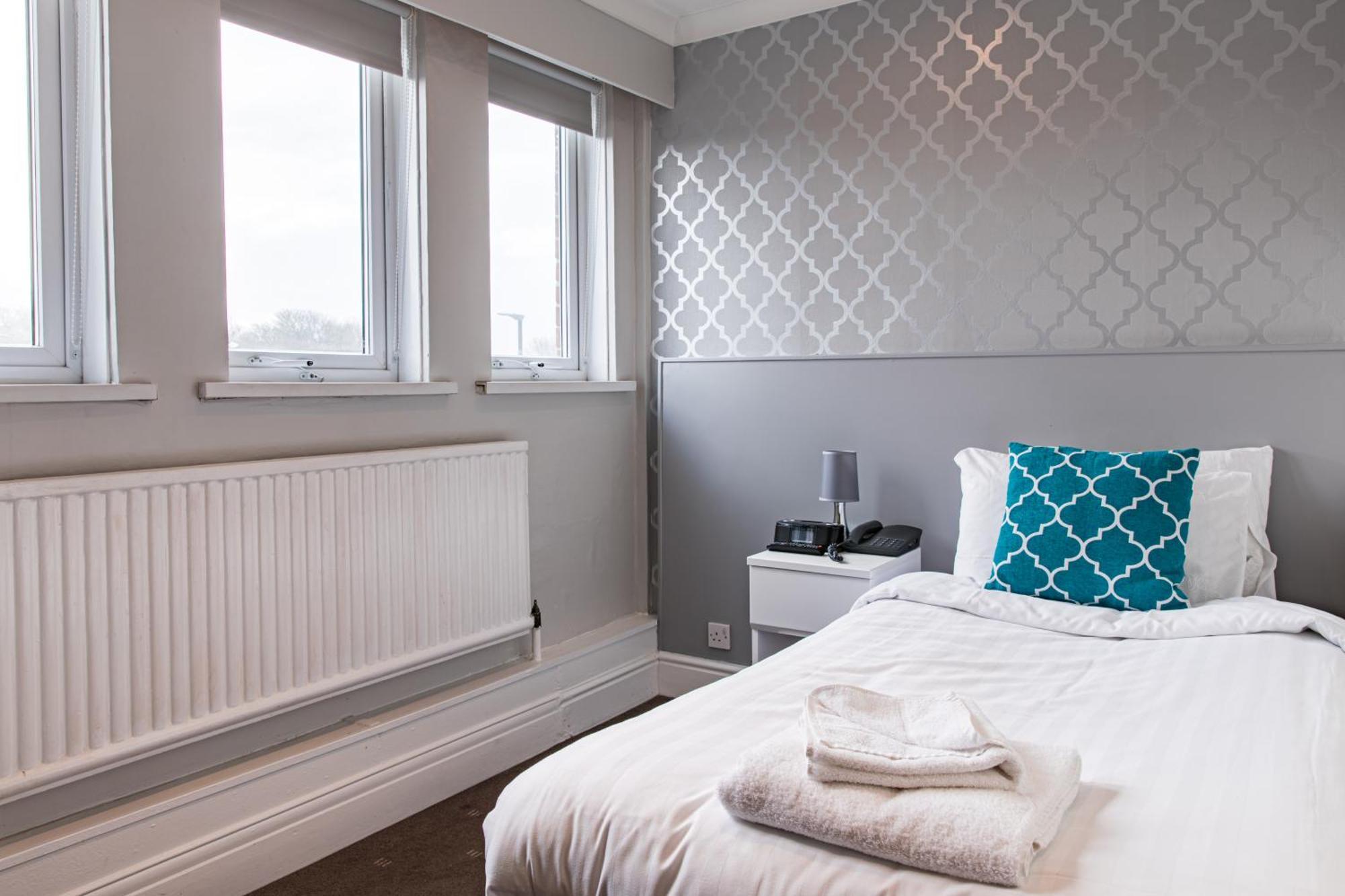 Standard Single Room Single Bed Non-Smoking