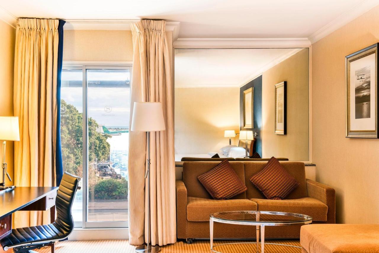 Executive Room Club lounge access Guest room 1 Queen,1405503560:JPEG