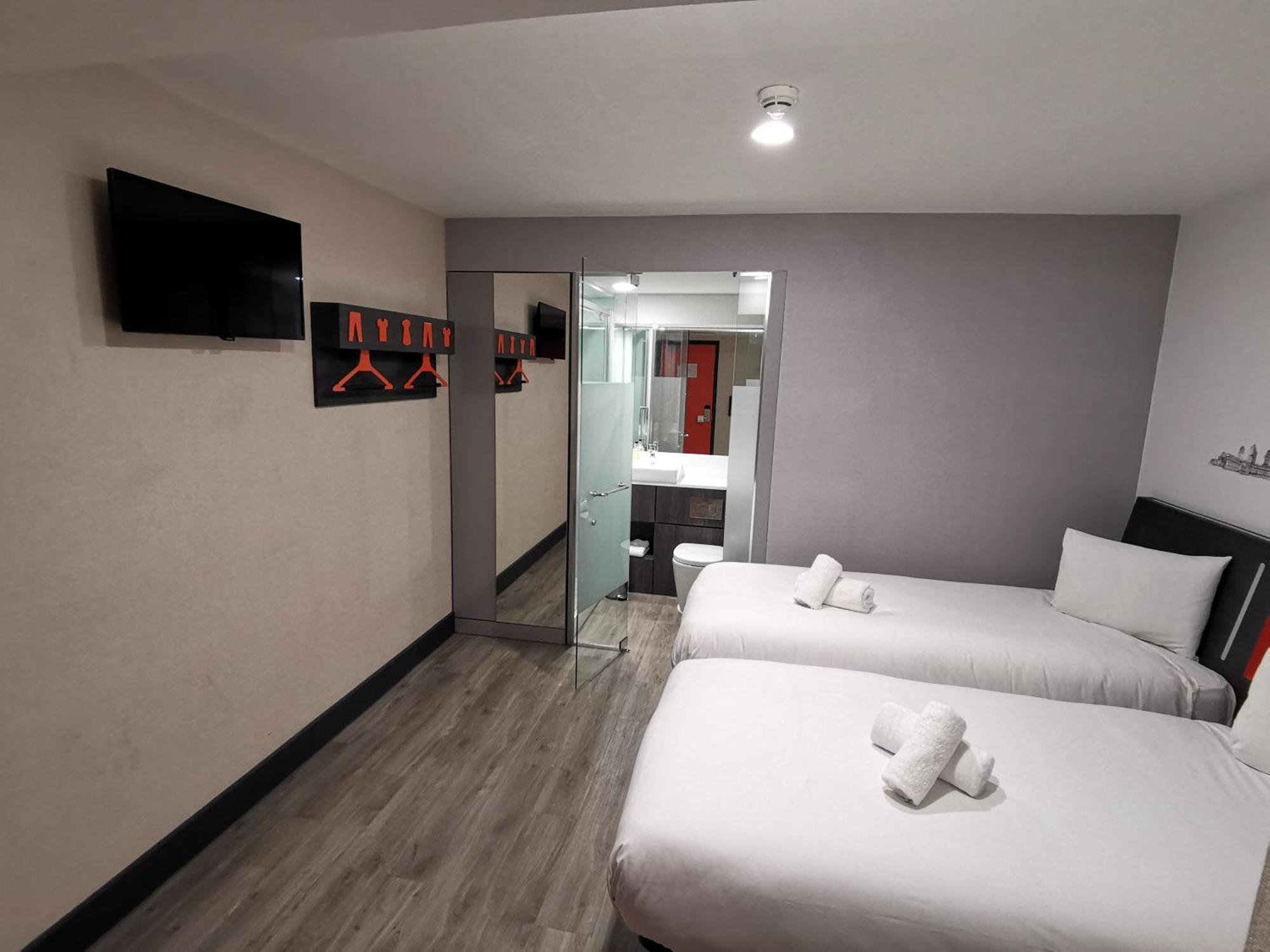 Twin Room - No Window