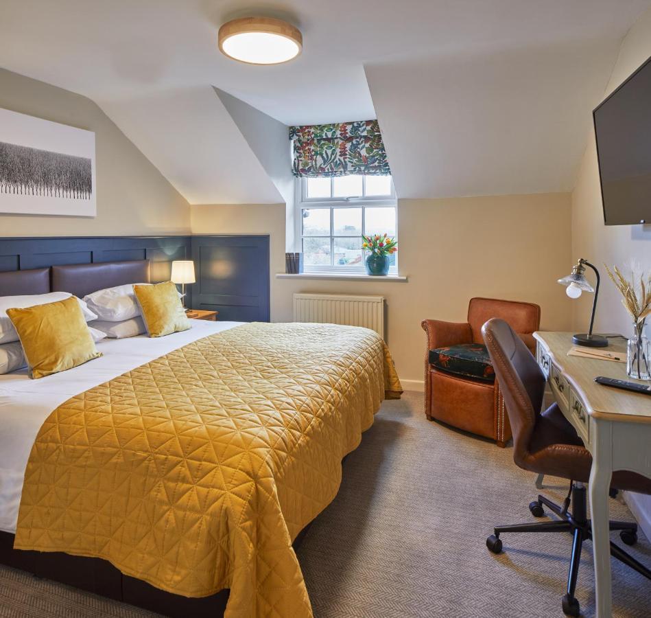 Superior Double or Twin Room with Garden View