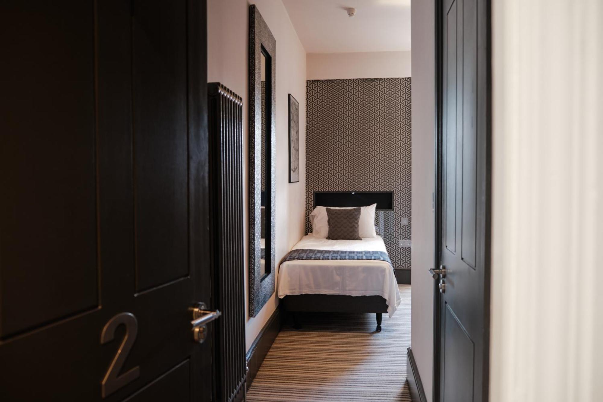 Eenpersoonskamer met Badkamer
