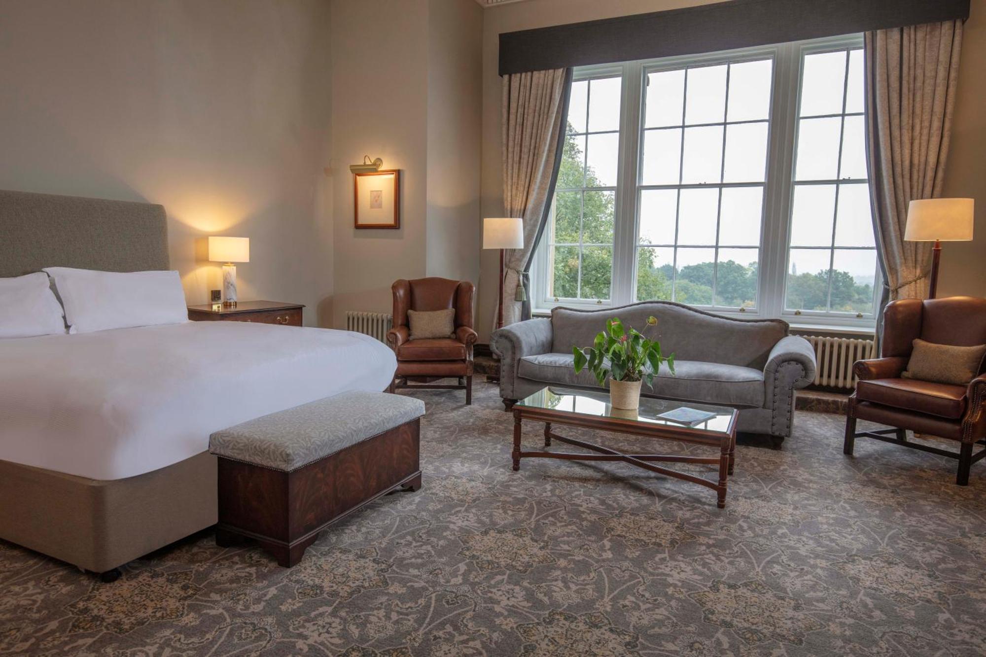 Junior Suite,1706267241:JPEG