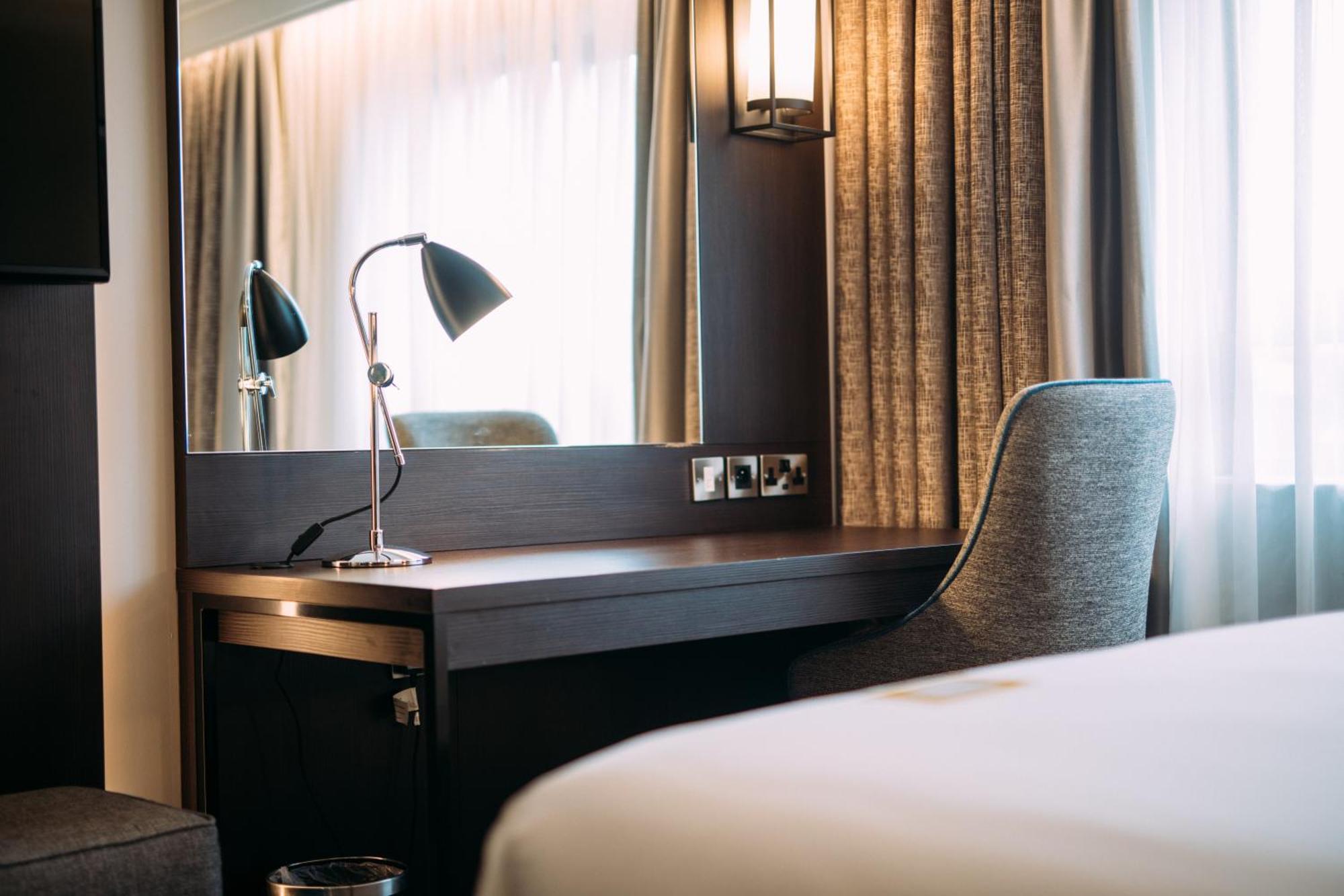 Standard King Room Accessible