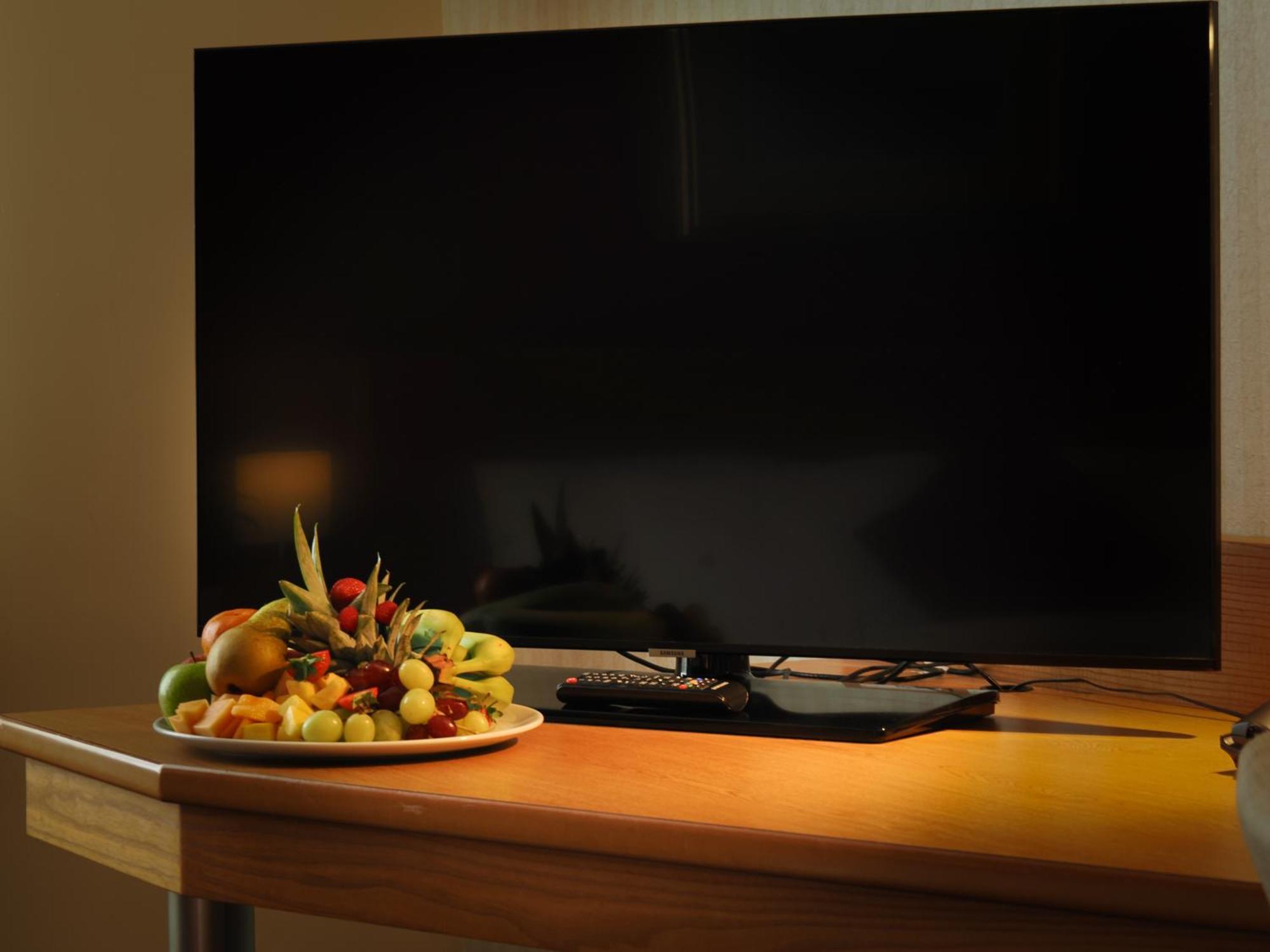 Suite,1516393756:JPEG