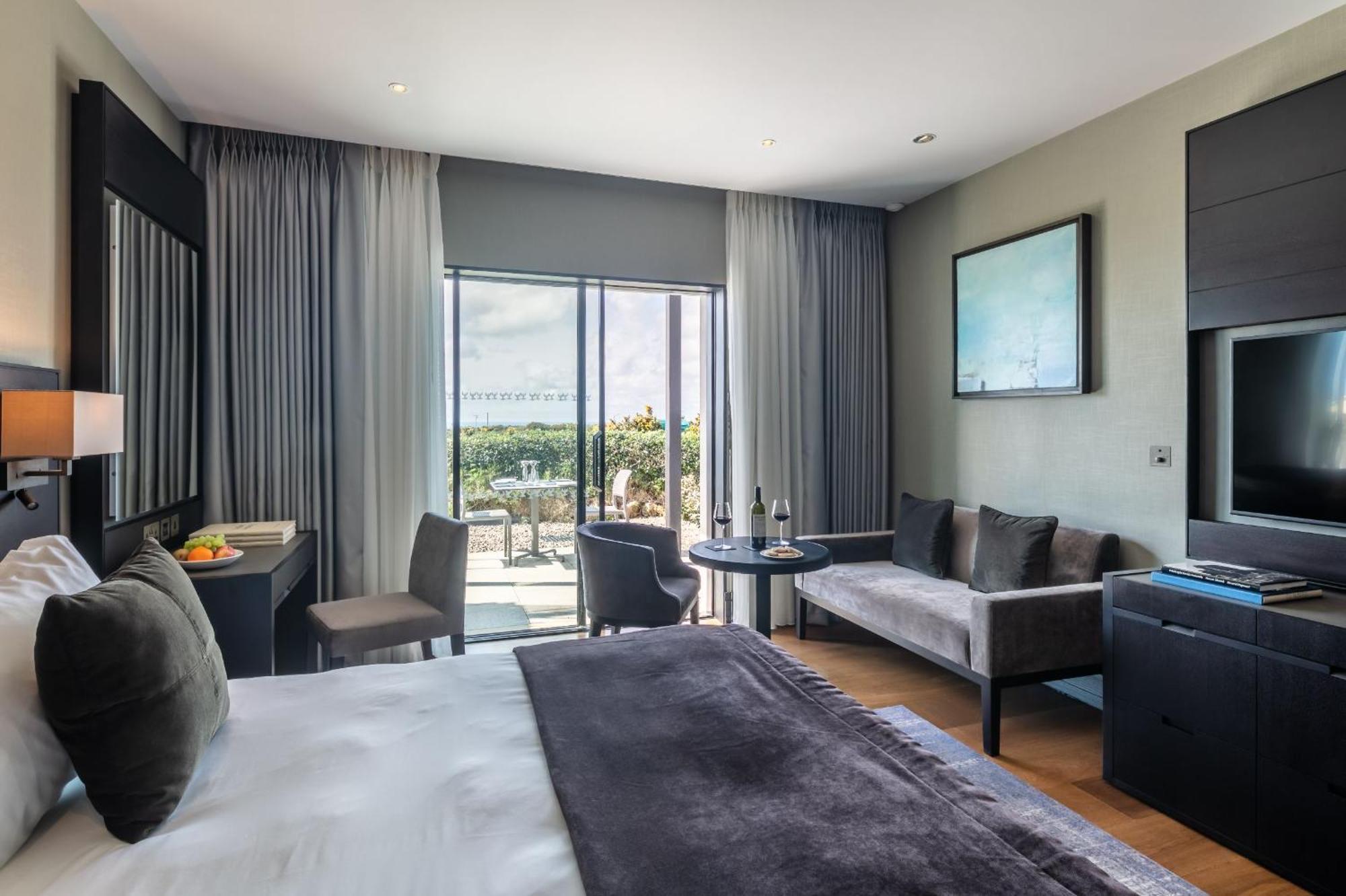 Superior Deluxe Double or Twin Room